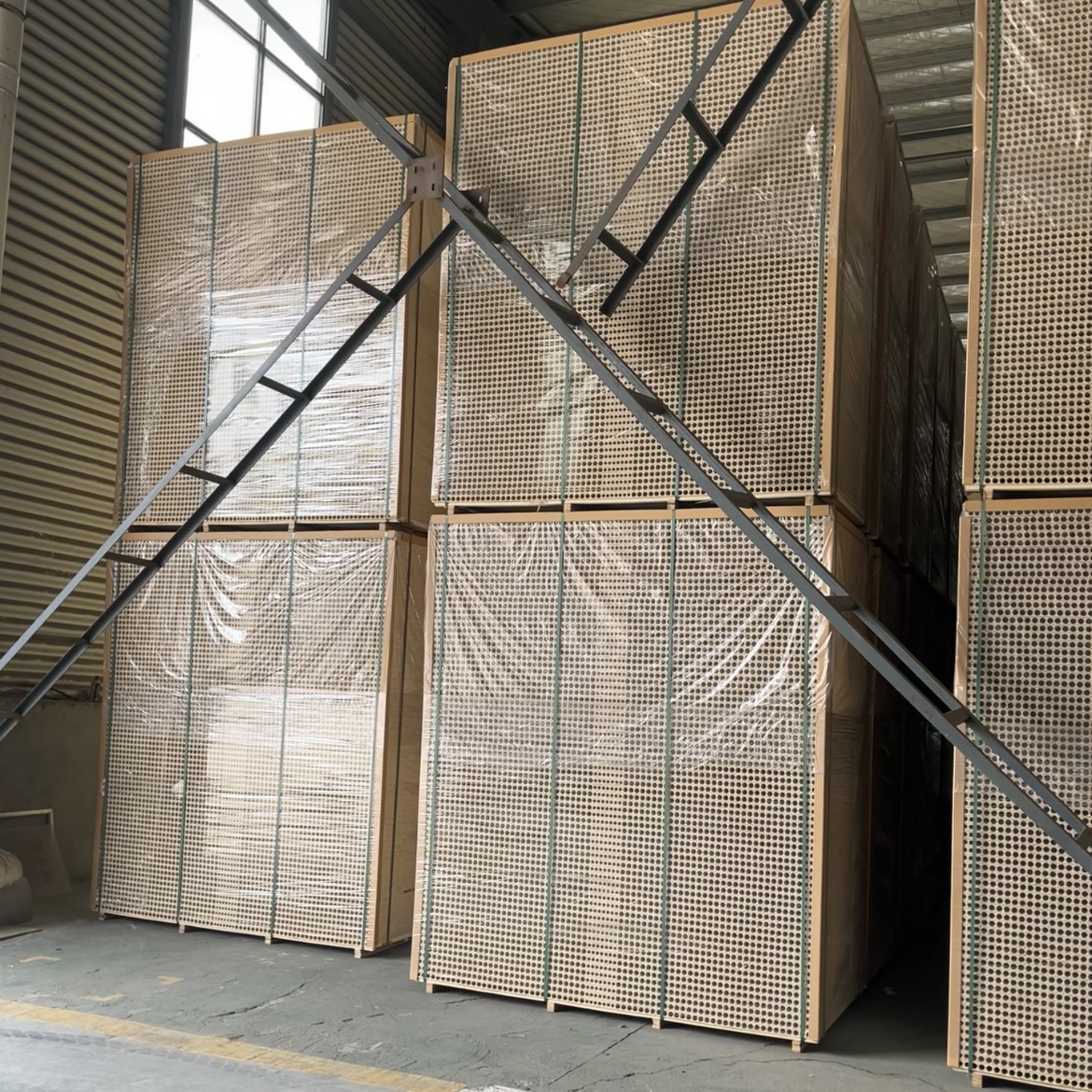 hollow particleboard