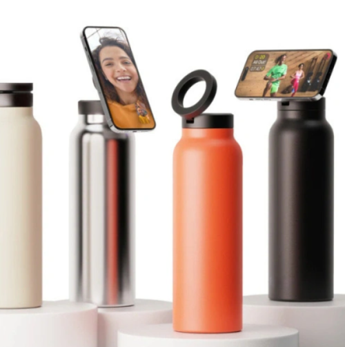 Revolutionizing Convenience: The Innovative Magnetic Bracket Water Cup