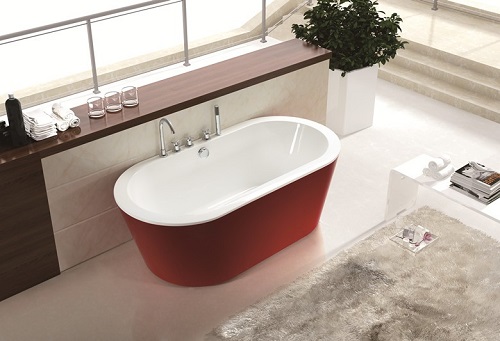 Freestanding Tub In Small Space 