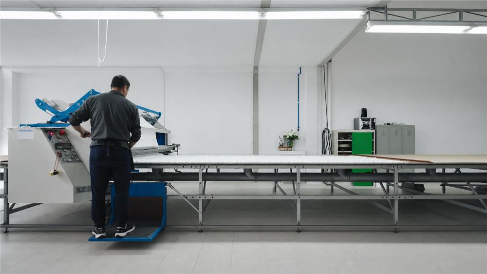 07-cutting-room-retouched