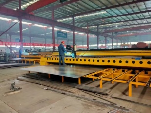 Máquina de cortar láser