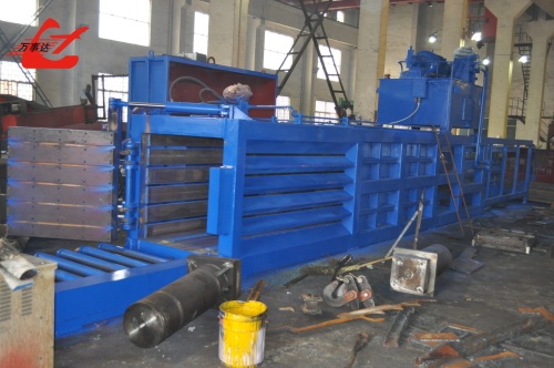 Exportação bem-sucedida de Y82-125A Waste Paper Horizontal Baler para o Japão