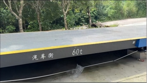 Precizna proizvodnja zaštitnih mjera za premještanje mosne vage: Hengbiao Technology dovršava sveukupno premještanje mosne vage od 60 tona u tvornici pijeska i šljunka u Jiangjinu, Chongqing
