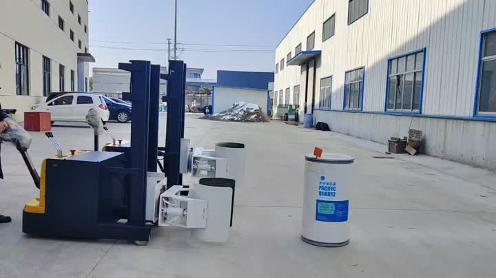 Station driving 360 ° rotating clamping machine operation video