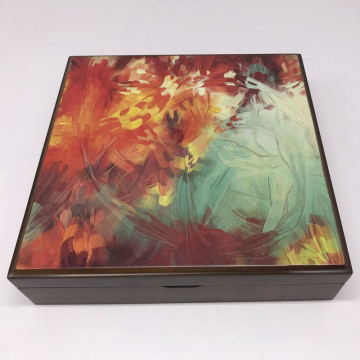 Printed wooden box for ramadan dates