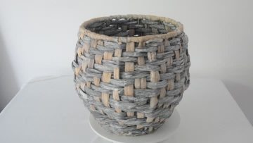 wash white flower pot