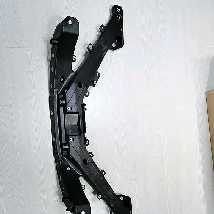 Soporte de radiador de Bainel para Tesla Model 3 2019-2021 OE 1110240-00-B1