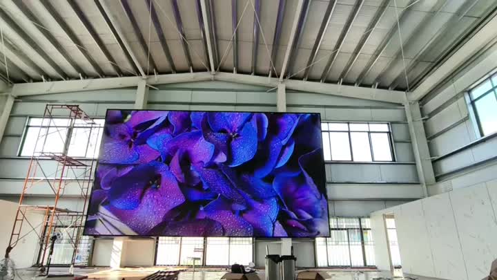 Màn hình LED HD trong nhà cổ điển