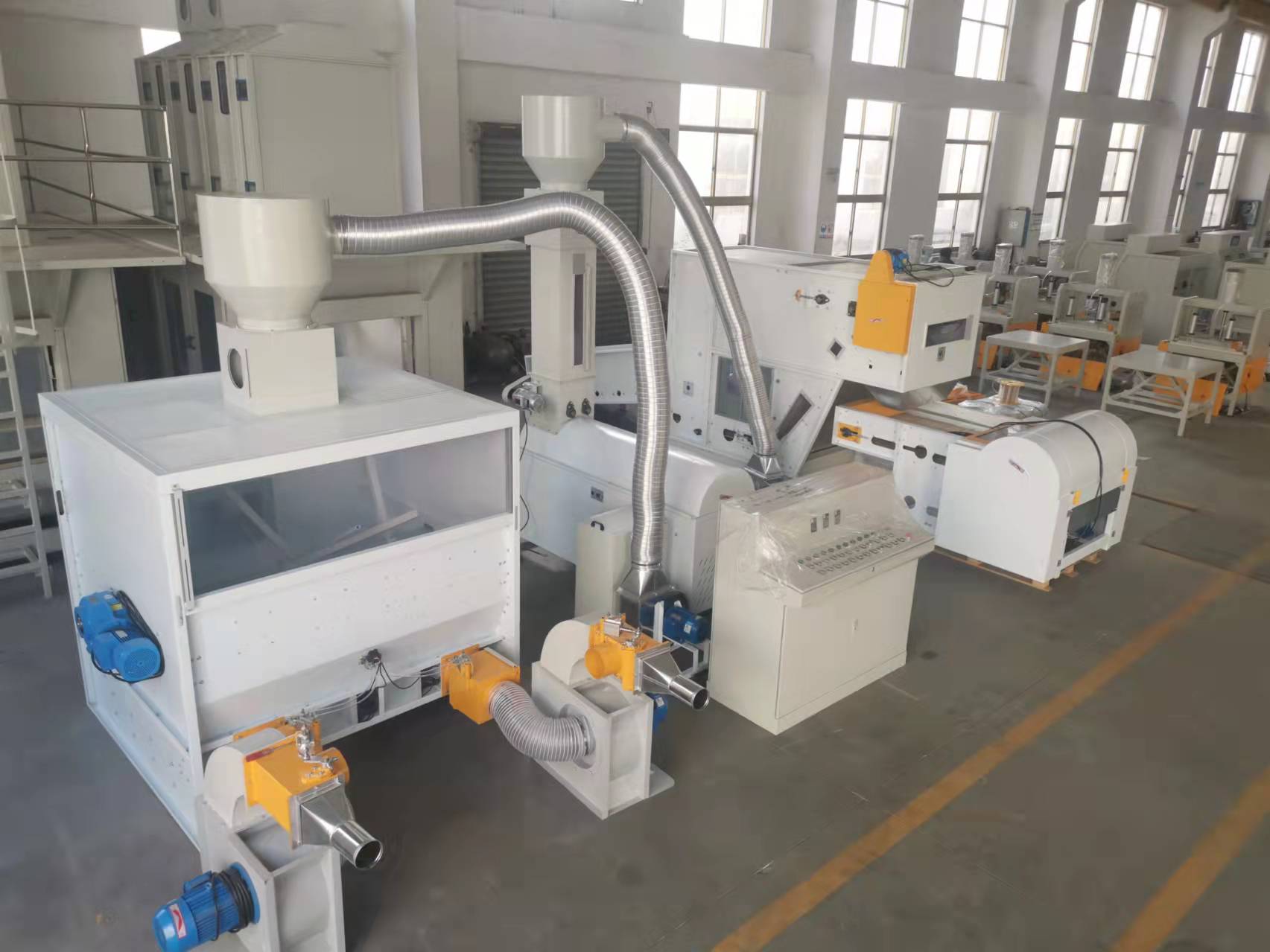 two nozzles pillow filling machine