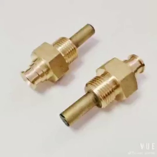 Accesorio de tubo de latón1