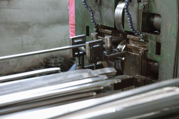 Τι είναι το Cold Drawn Steel Bar;