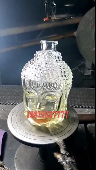 Production of glass wine bottles