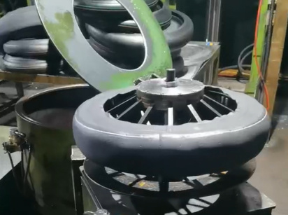 Тира вулканизирующая машина