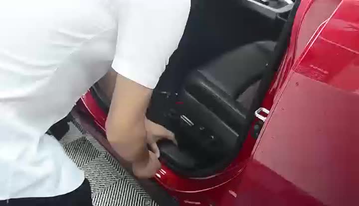 Instalación de alarma del coche