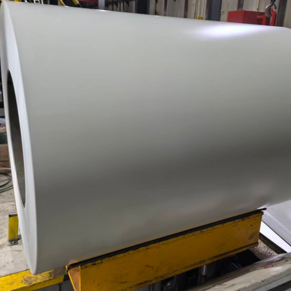 Bobine d'acier à revêtement coloré en fluorocarbone PVDF blanc pur ~ 1