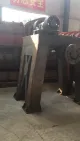 Machine de fabrication de moulures tournées de tuyau en béton