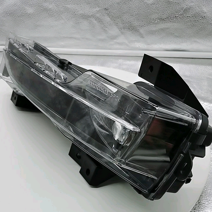 Conjunto de luz antiniebla delantera de Bainel sin arnés de cableado Izquierda: para Tesla Modelo 3 2021 1077391-00-E 1507930-00-B 1077389-00-F1