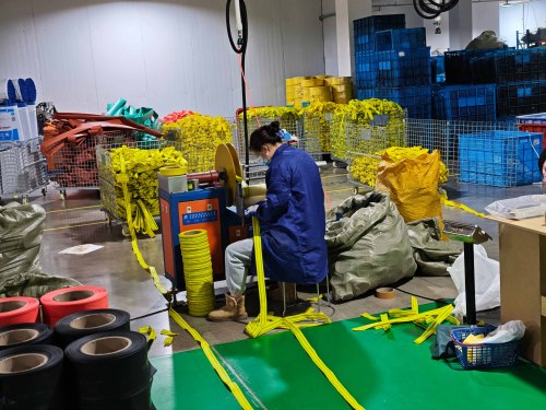 Penghe Electric Power Technology Co., Ltd. מתמקדת במו"פ של אביזרי כבלים פרימיום לתשתית חשמל גלובלית