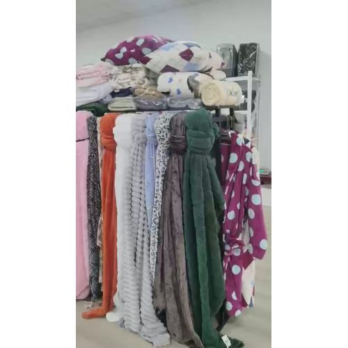 लक्जरी होम टेक्सटाइल्स