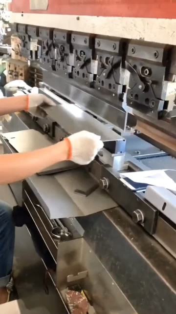 Custom-Shaped Stainless Electronics Sheet Metal Brackets