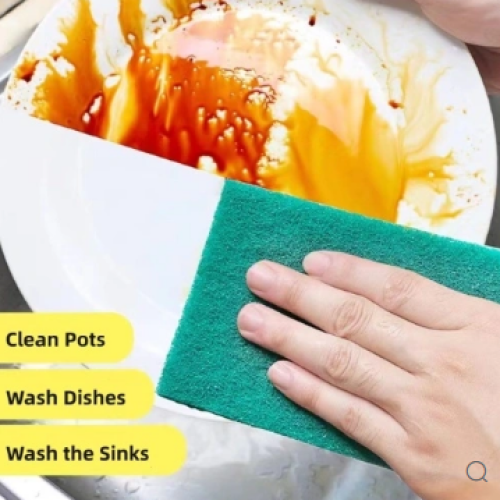 Como as almofadas de limpeza funcionam para remover manchas?