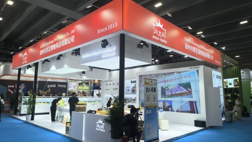 ¡Súper popular! XUZHOU WOOKAKA PET PRODUCTS CO., LTD obtuvo un gran éxito en la exposición CIPS con sus productos principales.
