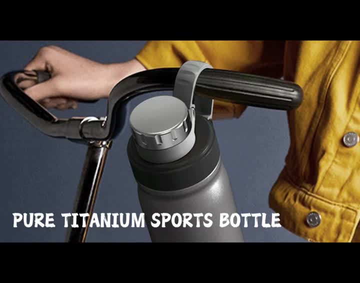 Pure titanium sports bottle