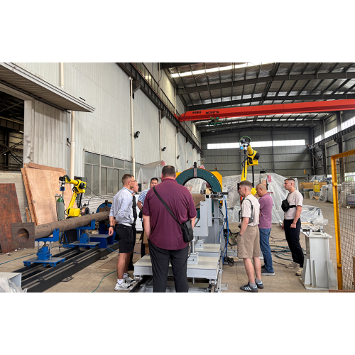 Can pole straightening machine operation reduce manual straightening labor intensity?