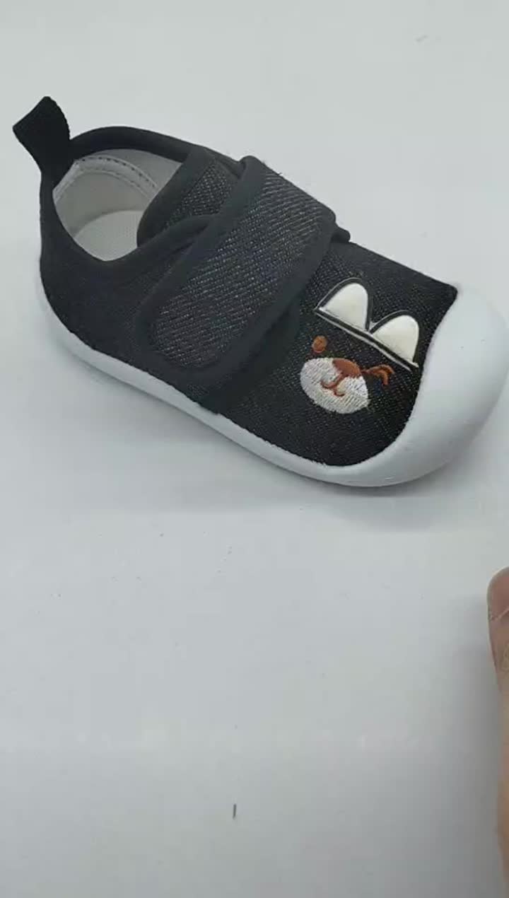 Großhandel Baby Boy Canvas Schuh einfach auf