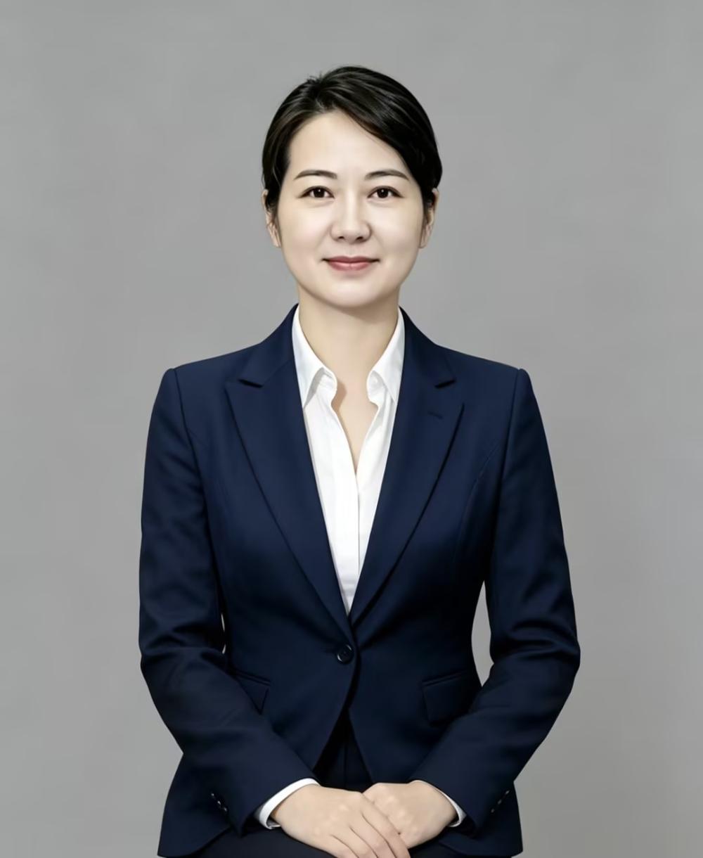 May  Lee