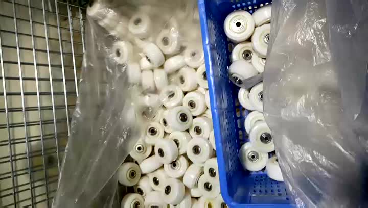 White PP or Nylon wheels with bearings