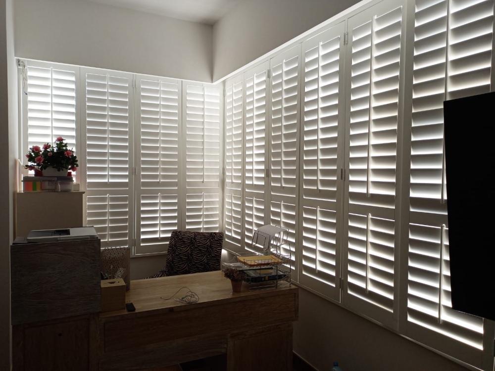 Fitting Shutters