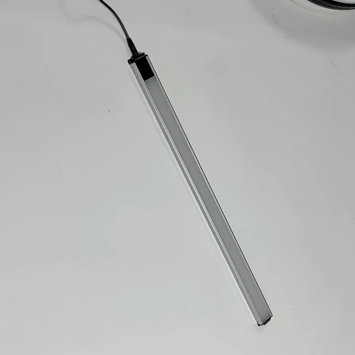 モーションセンサーソーラーLEDライトモーションセンサーバッテリー駆動LEDストリップライト1