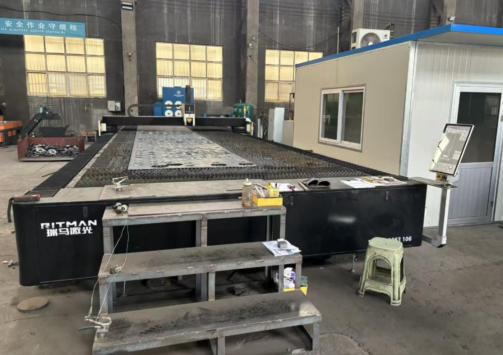 CNC 激光板材下料机