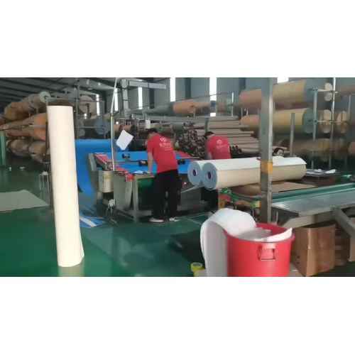 Produção de pisos esportivos em PVC.(1)