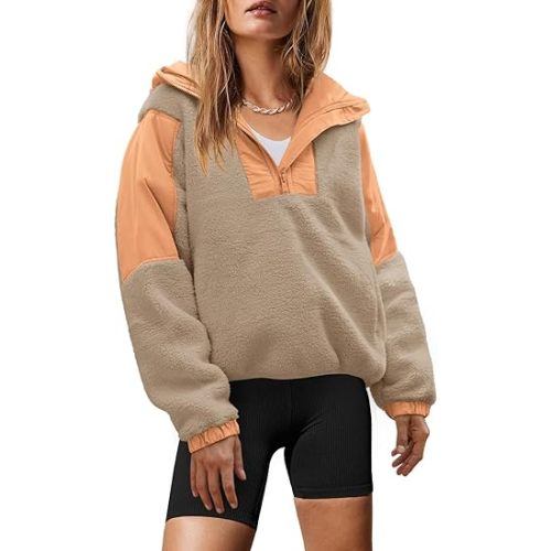 Abrigo de lana de cordero corto