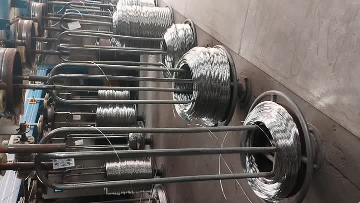 9E47CBEC6F411A62D14B1F8D2E5BCC2_RAW