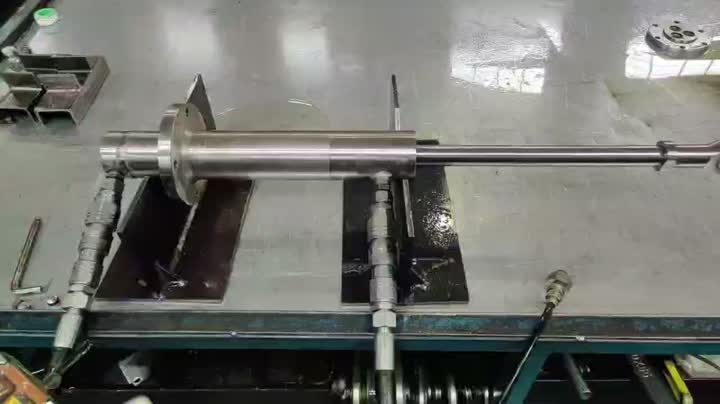 63 35-378 Cilindro hidráulico de carga