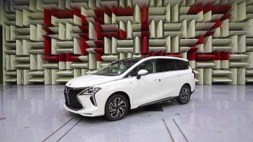 Dongfeng Forthing's newly launched 7-seater hybrid cars MPV for family use nad  business mini van1