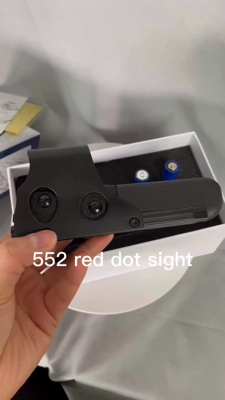 Holographic Red Dot Sight 552 RÉTICLE ROUGE / GREEN AVEC 3X GRANGIFICATION MAUTRIEUR POUR LES SPORTS EXTÉRIEURS1