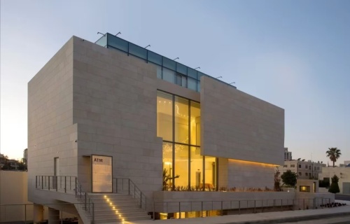 Le soluzioni cinesi per facciate continue diventano globali, supportando progetti globali di grattacieli e hub di trasporto