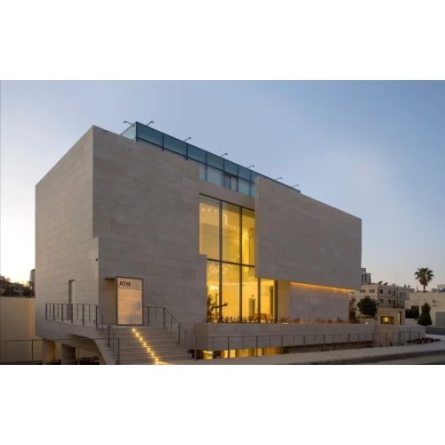 Chińskie rozwiązania w zakresie ścian osłonowych mają zasięg globalny, wspierając globalne projekty superwieżowców i węzłów komunikacyjnych