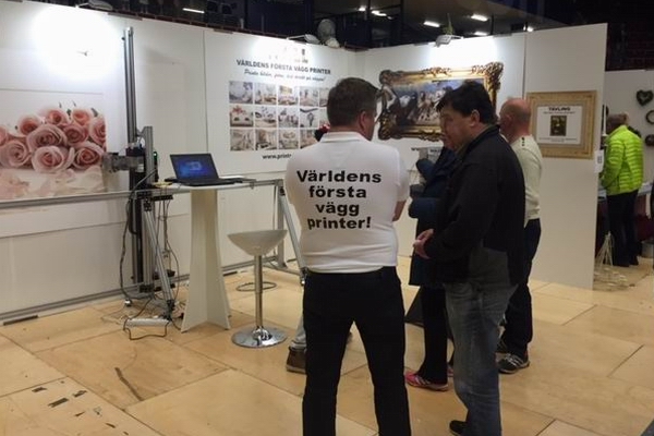 Wall printer show in Sweden