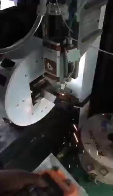 laser pipe cutting machine 