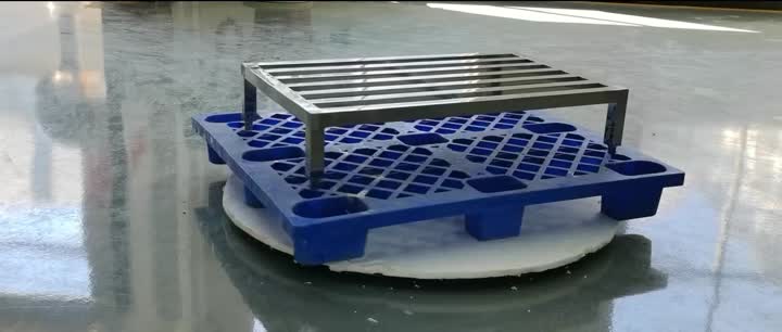 İstiflenebilir depolama rafı