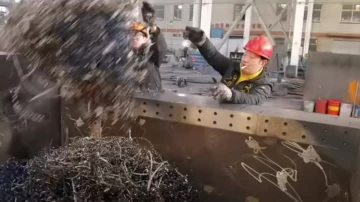 Metal Scrap Shavings Baler
