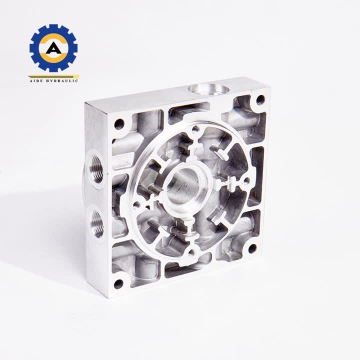 Hydraulic oil line valve block