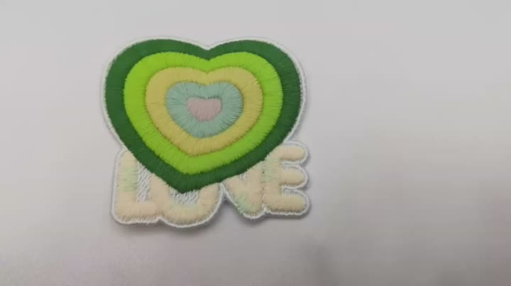 Měkká hydrotropní nášivka s výšivkou