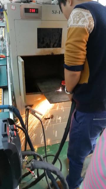 CT520-cutting