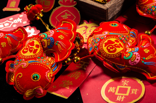 What are the customs of Chinese Spring Festival